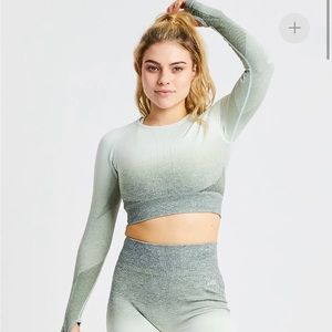 Sybil legging and crop shirt set